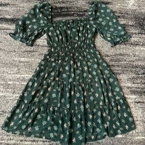 TRIXXI Dark Green Floral Scrunch Waist Tiered Dress